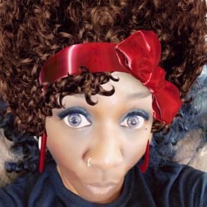 Meet your Posher, Roselinda